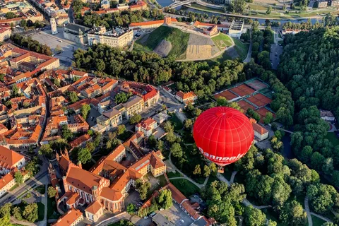 Voo de balão de ar quente em Trakai