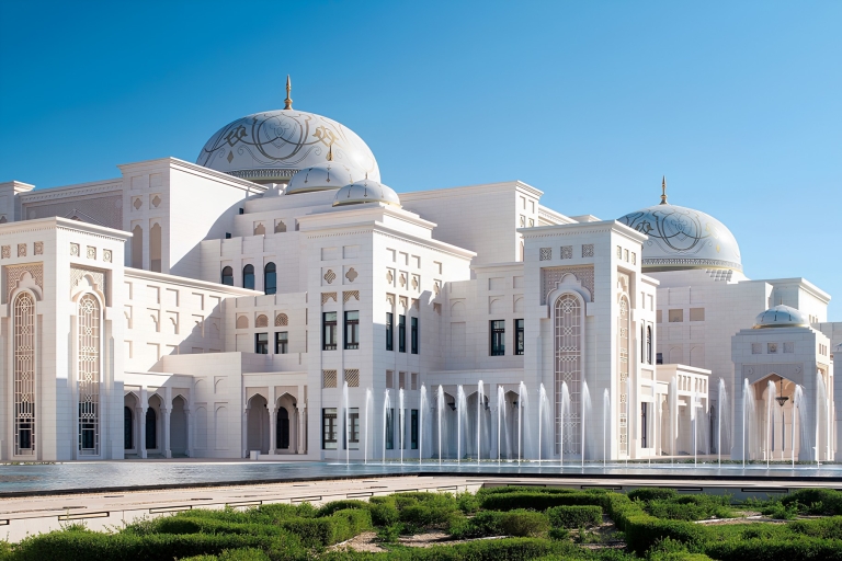 Abu Dhabi: cultuur- en erfgoedpas (2 of 3 attracties)Louvre Abu Dhabi, Qasr Al Hosn en 1 GB eSIM
