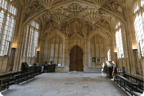 London: Oxford & Lacock Harry Potter Day Trip (Small Group)