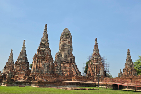 Ayutthaya Island Boat Experience with 3 Temple Stops