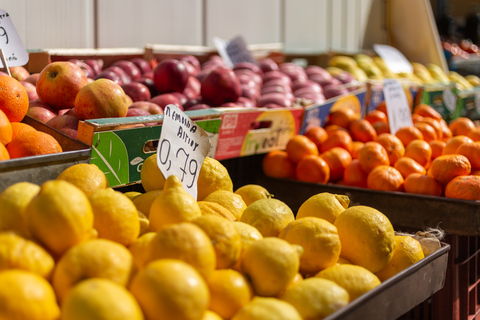 Athene: bezoek aan de voedselmarkt en kookles met wijnAthene: kookcursus van 4 uur met marktbezoek