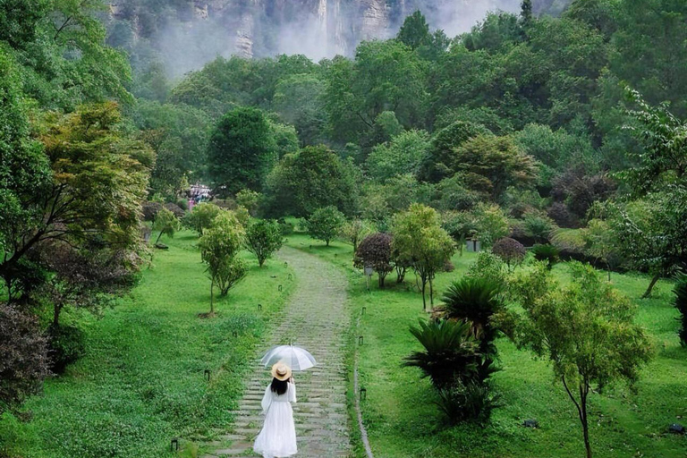 Zhangjiajie Avatar & Tianmen Day Trip Beat Heat & Crowds