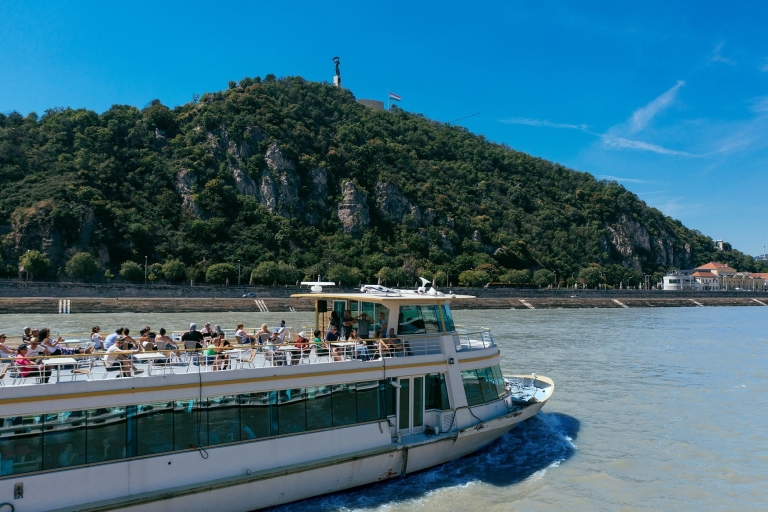 Budapest: Donau-Sightseeing-Bootsfahrt 24-Stunden-Ticket