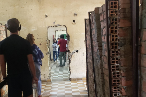 Phnom penh full day Tour full day in Phnom pen , no tour guide!