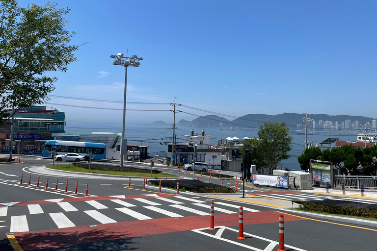 Busan: City Tour of 3 Historic Neighborhoods by Public Bus