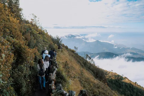 Chiang Mai: Doi Inthanon Park and Kew Mae Pan 2-Hour Hike