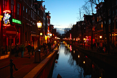 Amsterdam: tour a piedi del quartiere a luci rosseGiro di gruppo