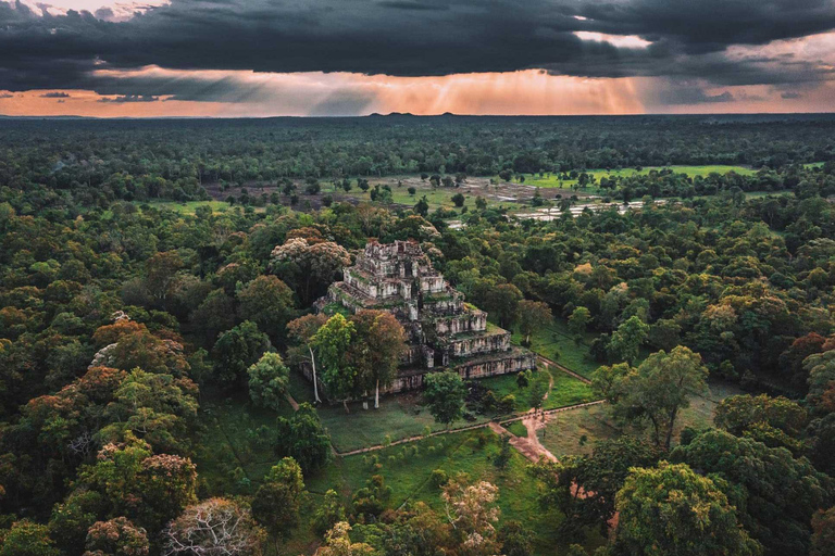 Siem Reap: Cachoeira Phnom Kulen e viagem de 1 dia a Koh KerCachoeira Phnom Kulen e Koh Ker com guia que fala inglês