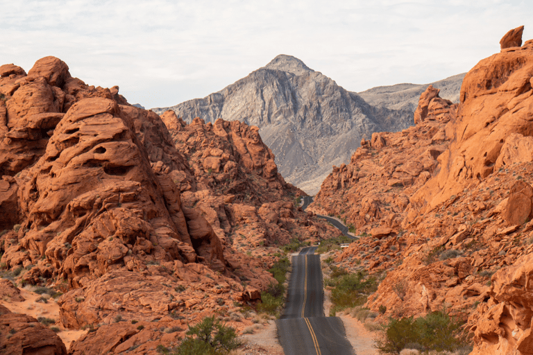 Las Vegas: Hoover Dam, Valley of Fire, Boulder City Day Tour Las Vegas: 6 Hour Small Group Tour Hoover Dam/Valley of Fire