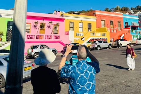 Experience Cape Town Like a Local with Lunch