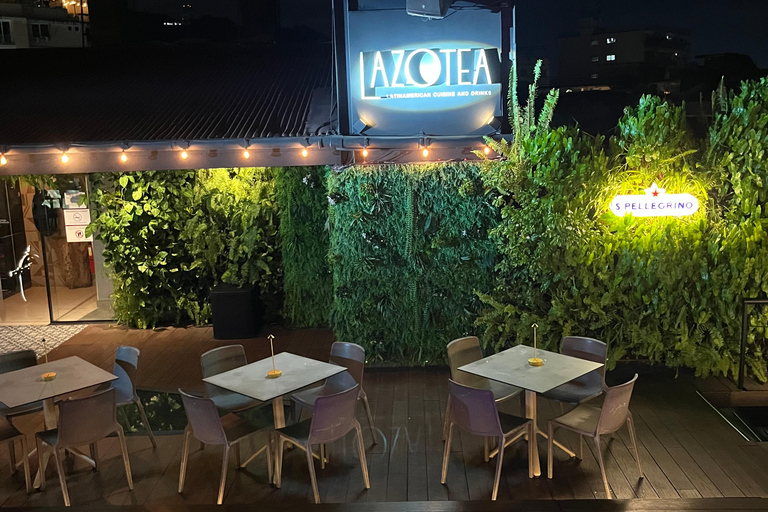 Panama City: esperienza nei bar locali — Notti a Casco ViejoPanama City: esperienza nei bar locali — notti a Casco Viejo