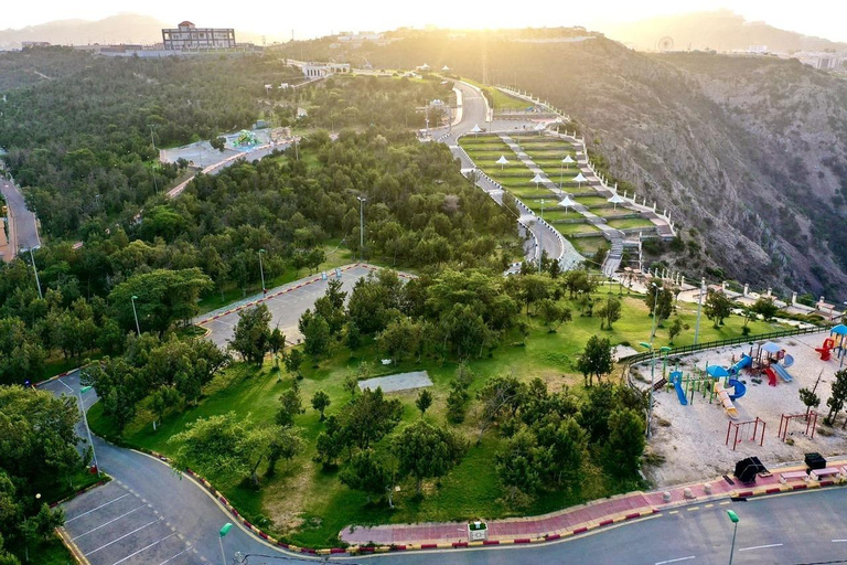 Al Baha: Full-Day Tour with Lunch