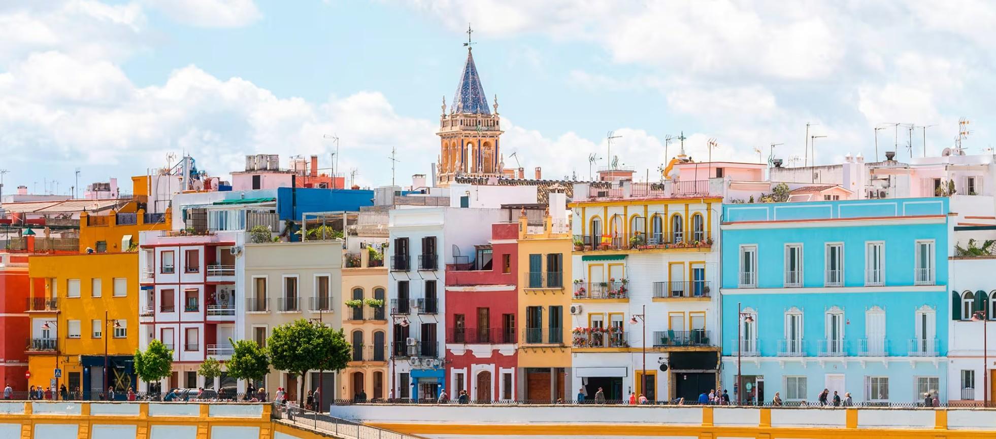 Triana Flamenca: corrales, historia y alma del barrio