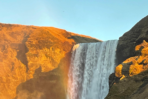 Private Tour zur Südküste, zum Gletscher und zum schwarzen Sandstrand