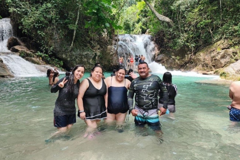 Huatulco: Private Tour of Magical Waterfalls of Copalitilla