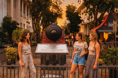 Jakarta: Historic Kota Tua and Modern PIK Walking Tour Small Group Walking Tour With Hotel Transfers