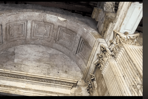 Rome Pantheon Night Tour with Local Host & Guide Entry Ticket + Audio Guide Experience