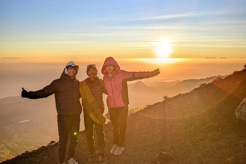 Lomnok Hiking: Mount Rinjani 3Days_2Night Sembalun to senaru