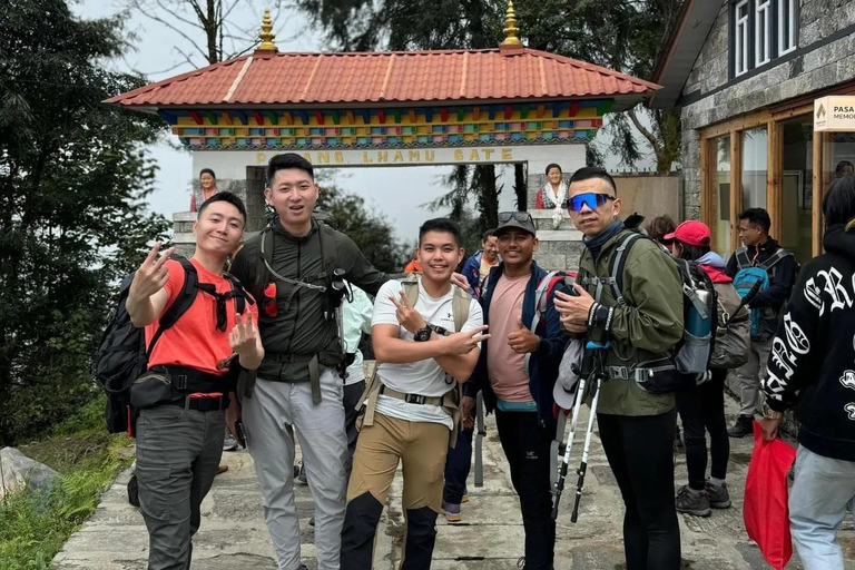 Vanuit Kathmandu: Everest Basiskamp Trek 12 Dagen Groepsaanmelding