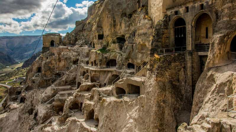 Tbilisi: Vardzia, Borjomi & Rabati Tour with Entry Ticket