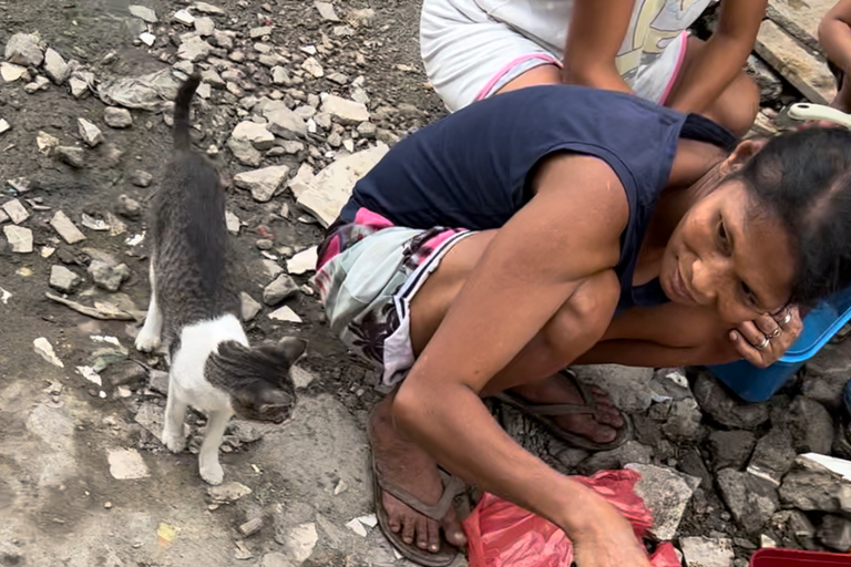 Manila: Community Life & the Legacy of Smokey Mountain