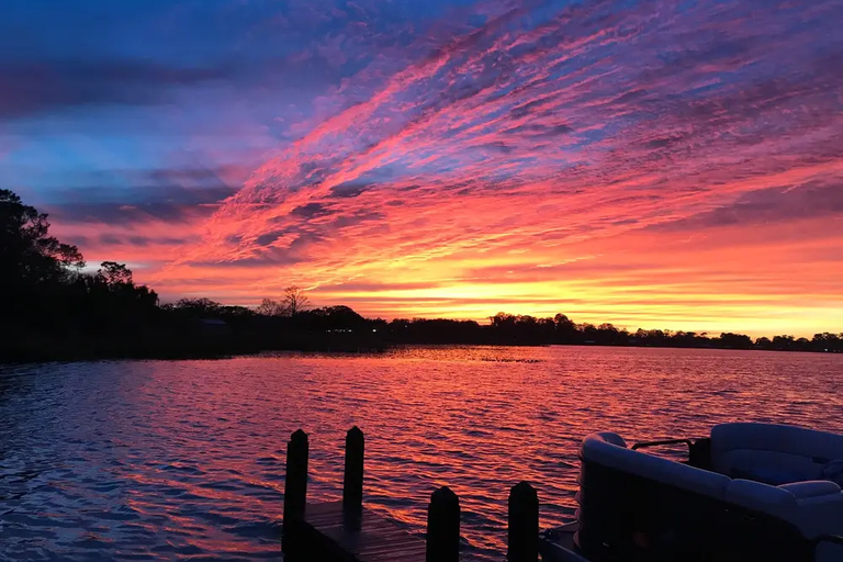 Winter Haven: Chain of Lakes Sunset Cruise with Guide Two Hour Sunset Cruise