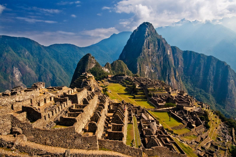 From Cusco: Excursion to Machu Picchu with Train included From Cusco: Day Trip to Machu Picchu with Train Included