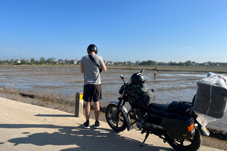 Da Nang: prywatna wycieczka Easy Rider motocyklem przez przełęcz Hai VanZ DA NANG/HOI AN (w obie strony)