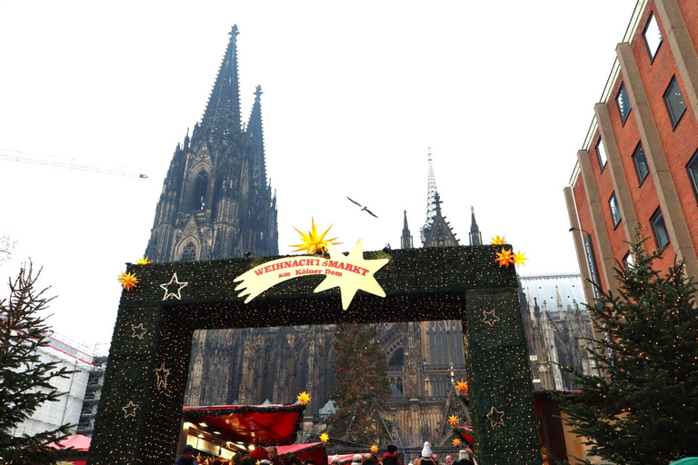 Von Amsterdam aus: Köln Weihnachtsmarkt TagestourGruppenreise