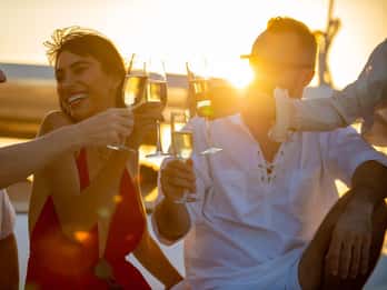 Limassol : croisière privée au coucher du soleil avec prosecco et collation