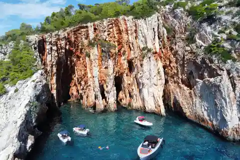 From Hvar: Private tour of Red Rocks & Pakleni Islands