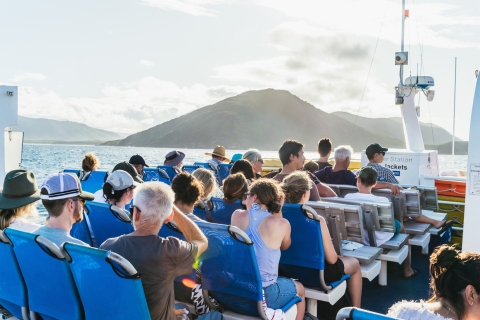 Depuis Cairns : aventure d'une journée à l'île FitzroyBillet transfert aller-retour en ferry uniquement