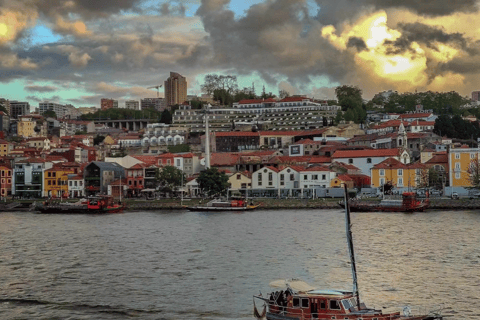 Porto: 6 Bridges of Douro Classic boat tour Porto : Classic boat Cruise on the Douro River