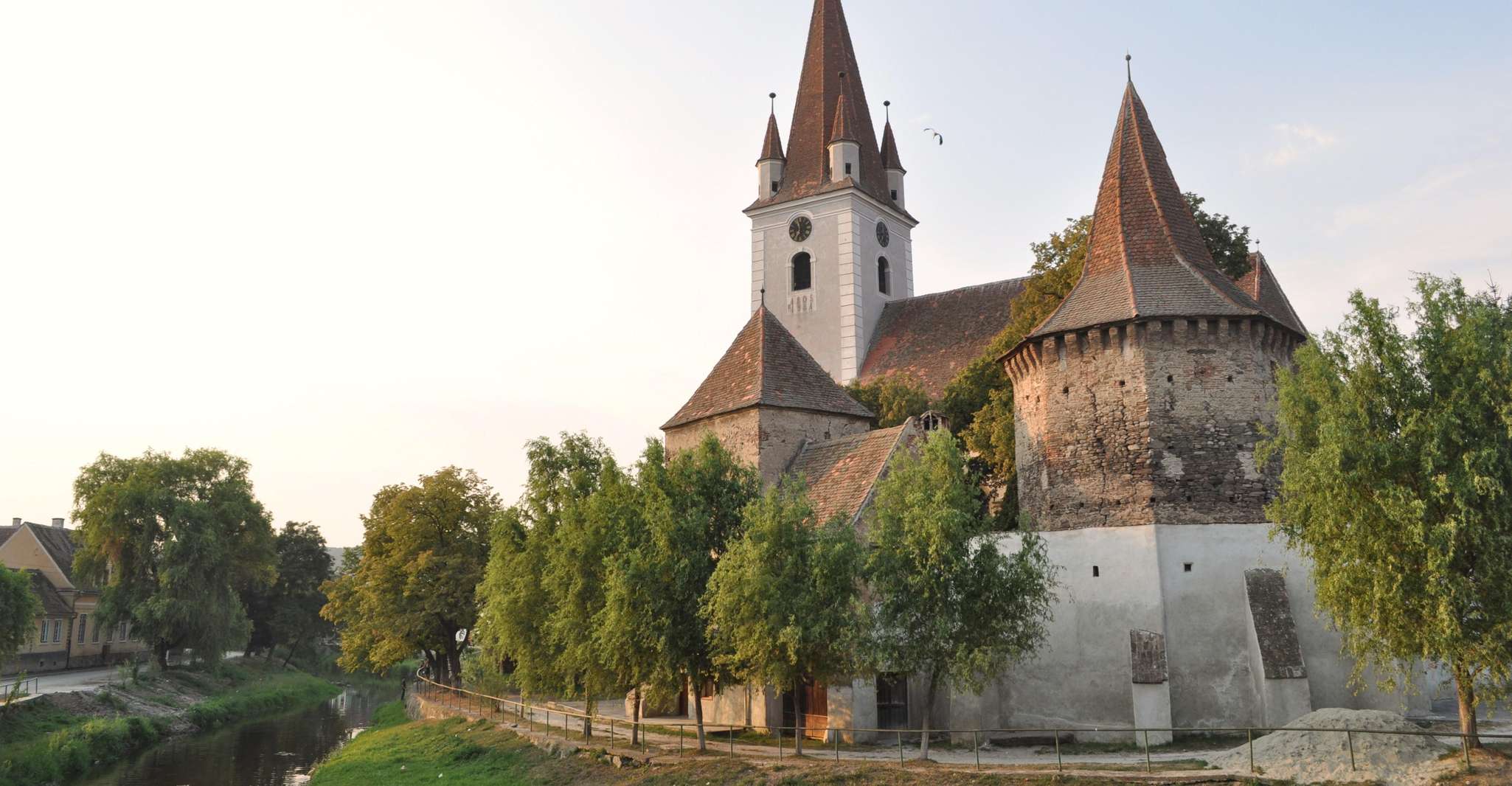 Suitetrails - From Sibiu, Guided tour through the heart of Marginimea.