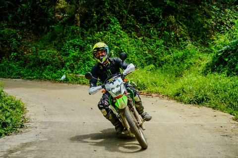 Jakarta: Guided Motorcycle Tour with Lunch and Coffee