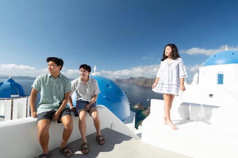 The Art of Santorini Light in Oia by Rey 1 HOUR FAMILY OIA