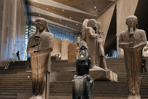Hurghada: Cairo bus tour to Pyramids, kings Mummies museum Giza Pyramids , sphinx & Kings Mummies Museum