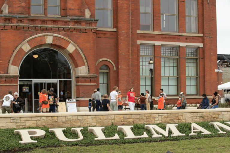 Chicago Historic Pullman Company Town Private Walking Tour