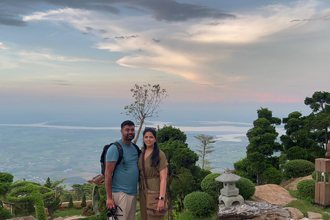 Montagne de la Vierge Noire, Cu Chi, Cao Dai avec guide LGBT