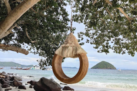 Raya y la Isla del Coral desde PhuketRaya y la isla de coral forman Phuket