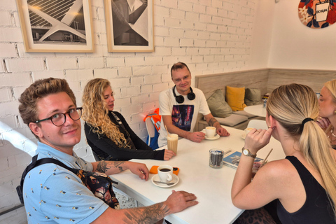 Valencia: Guided Bike Tour with Coffee Tasting