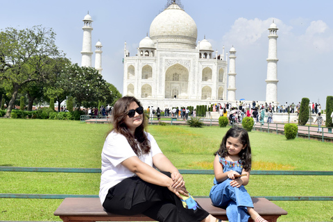 From Delhi: Taj Mahal & Agra Trip by Gatimaan Express Train All Inclusive Chair Car Train, Car, Guide, Ticket, Lunch