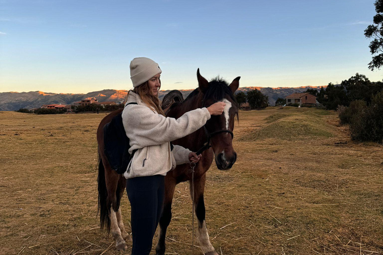 Cusco: Horseback Riding Tour to Inca Temples and Viewpoints