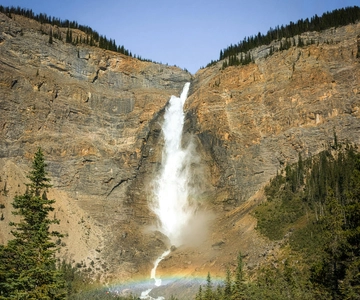 Descubra as maravilhas de Yoho: Lago Louise, Emerald e Takakkaw Falls