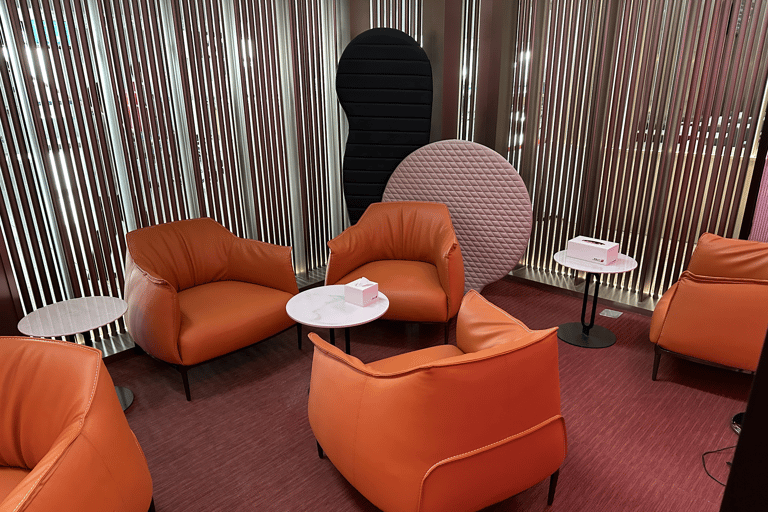 Beijing: Daxing International Airport CHUM Lounge Access Main Terminal Domestic Departure: CHUM VIP Lounge