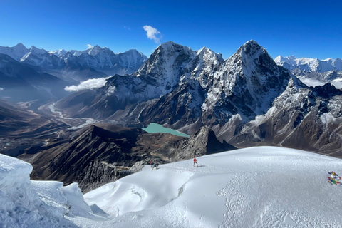 Ascensión al Pico de la Isla con EBC Trek - 17 DíasAscensión al Pico de la Isla con EBC Trek - 13 Días