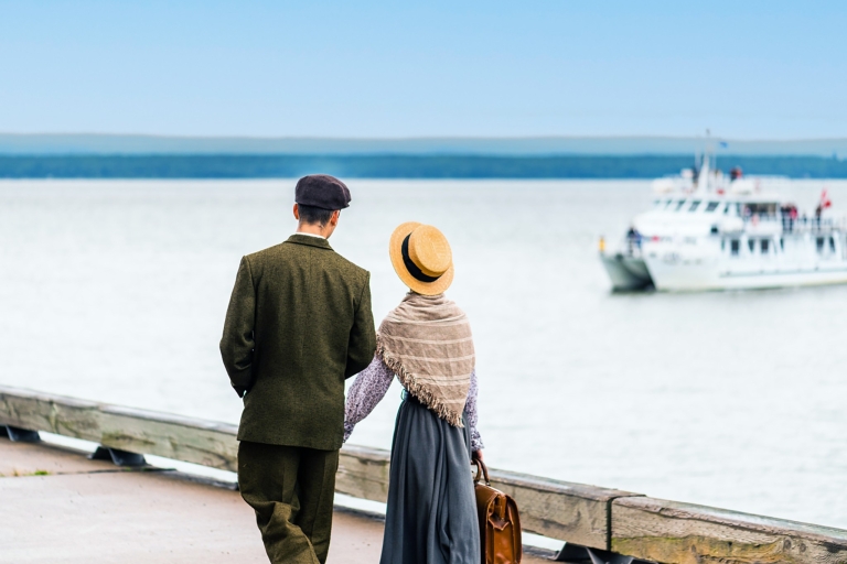From Quebec City: Grosse Île Tour & Cruise w/ Bus Transfer Grosse Île & Irish Immigrant Memorial Cruise & Tour