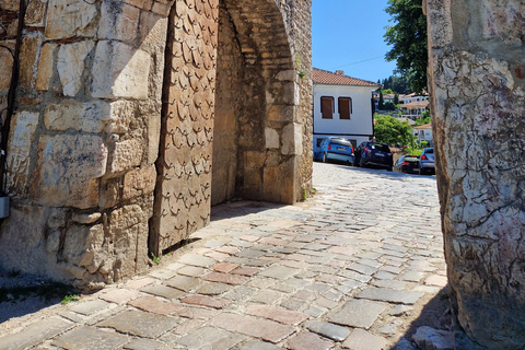 Ohrid: Stadsrondleiding met Johannes in de Kaneo kerk