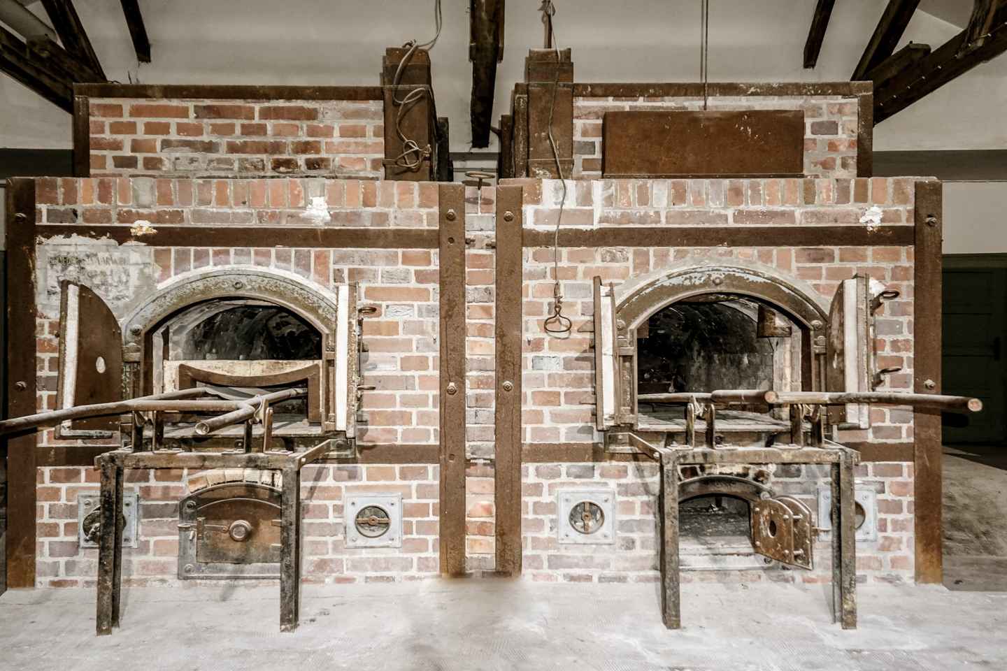 Terezín Concentration Camp Private Tour from Prague by Car