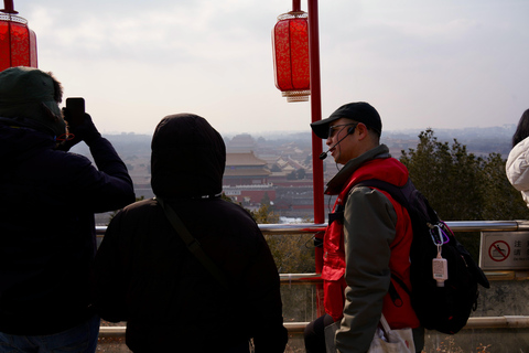 Forbidden City Guided Tour with Jingshan & Shichahai Walk